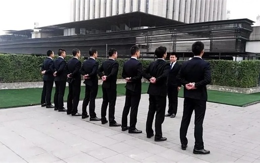 荔浦揭秘：如何选择靠谱的收债公司？老司机给你支招